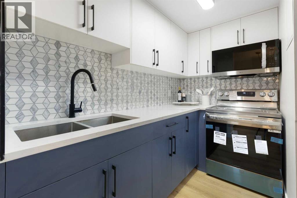 Single Family House for Sale in    Street SW Glamorgan Calgary 