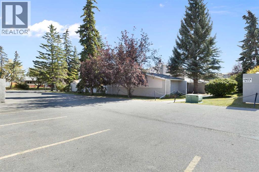 Single Family House for Sale in    Street SW Glamorgan Calgary 