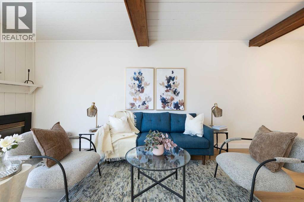 Single Family House for Sale in    Street SW Glamorgan Calgary 