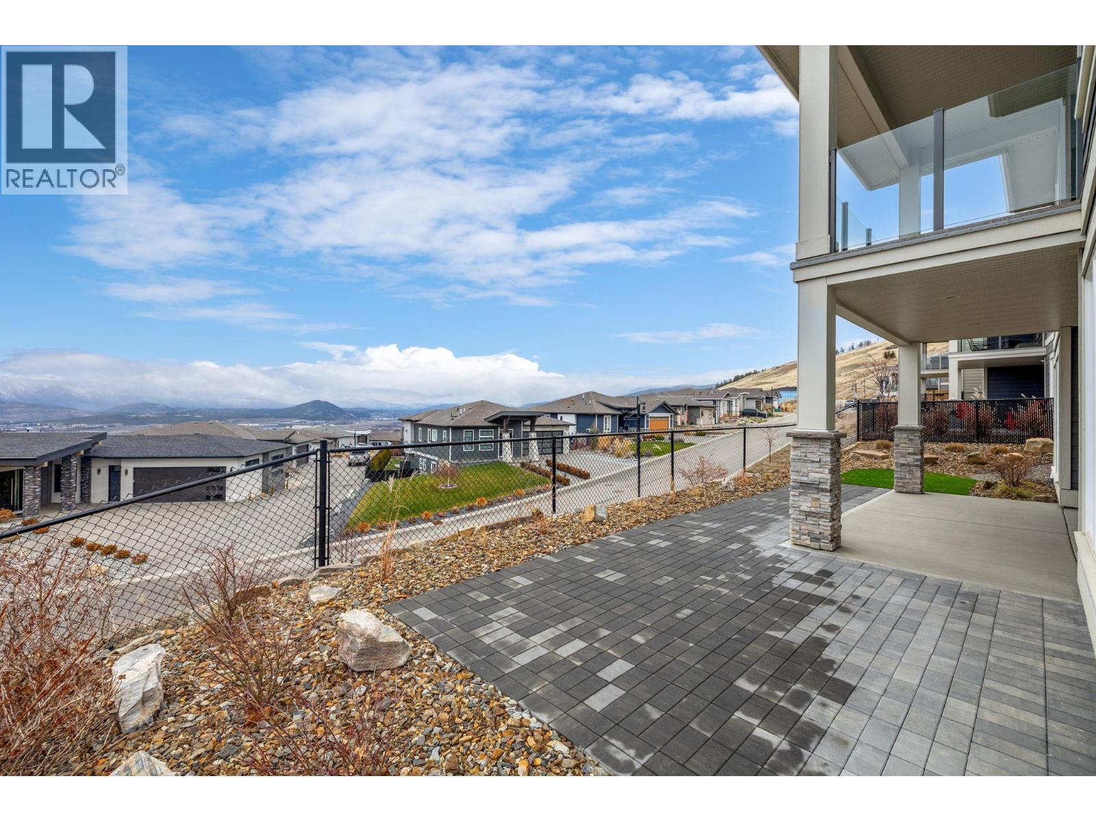  1940 Foxtail Terrace, Kelowna