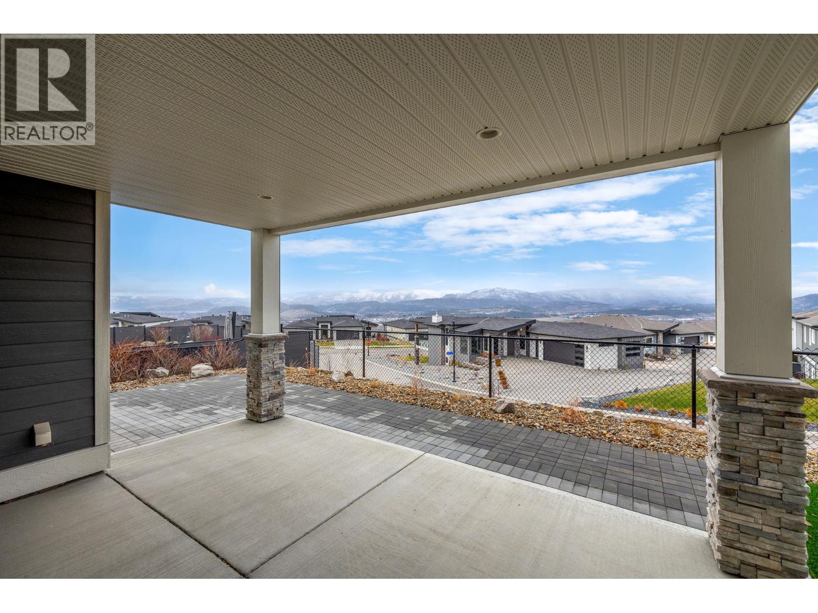  1940 Foxtail Terrace, Kelowna