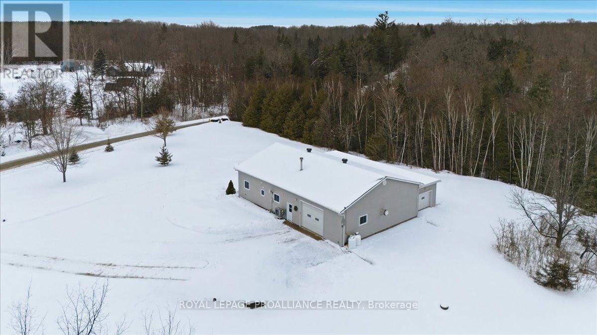 555 DOUGLAS ROAD - 29