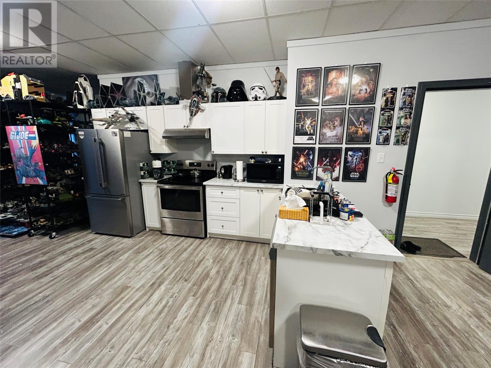 Apt 1 Kitchen