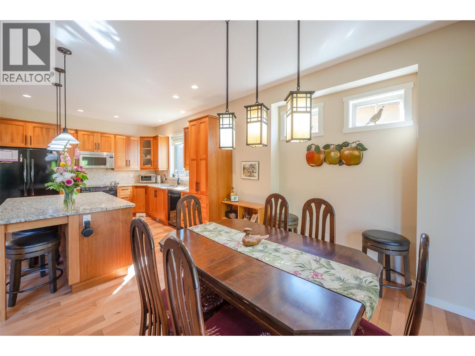 6833 Meadows Drive Unit# 26, Oliver