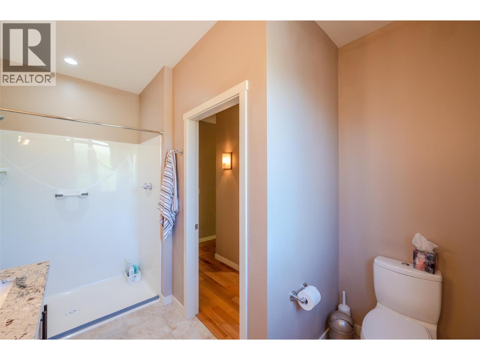 6833 Meadows Drive Unit# 26, Oliver