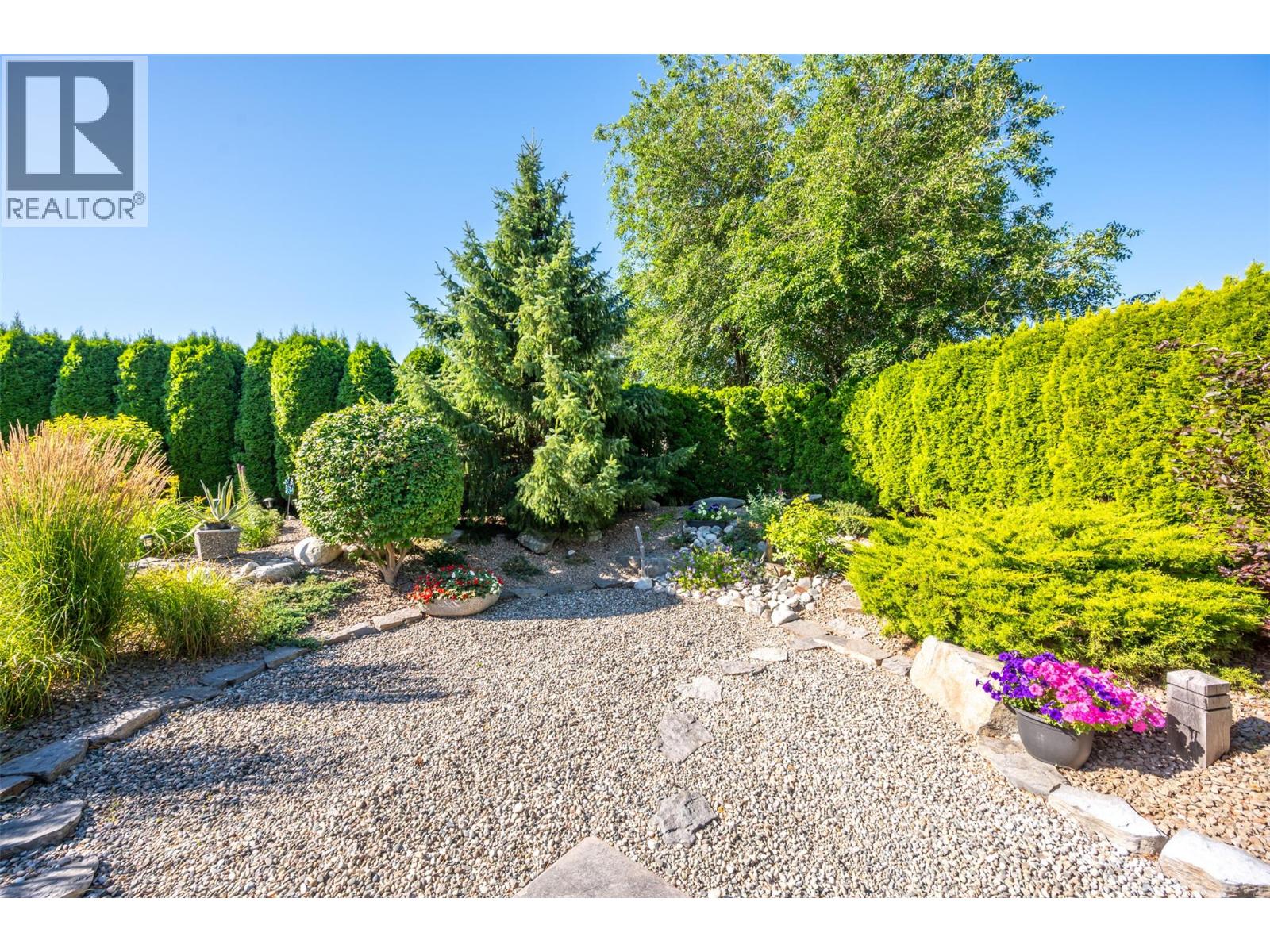 6833 Meadows Drive Unit# 26, Oliver