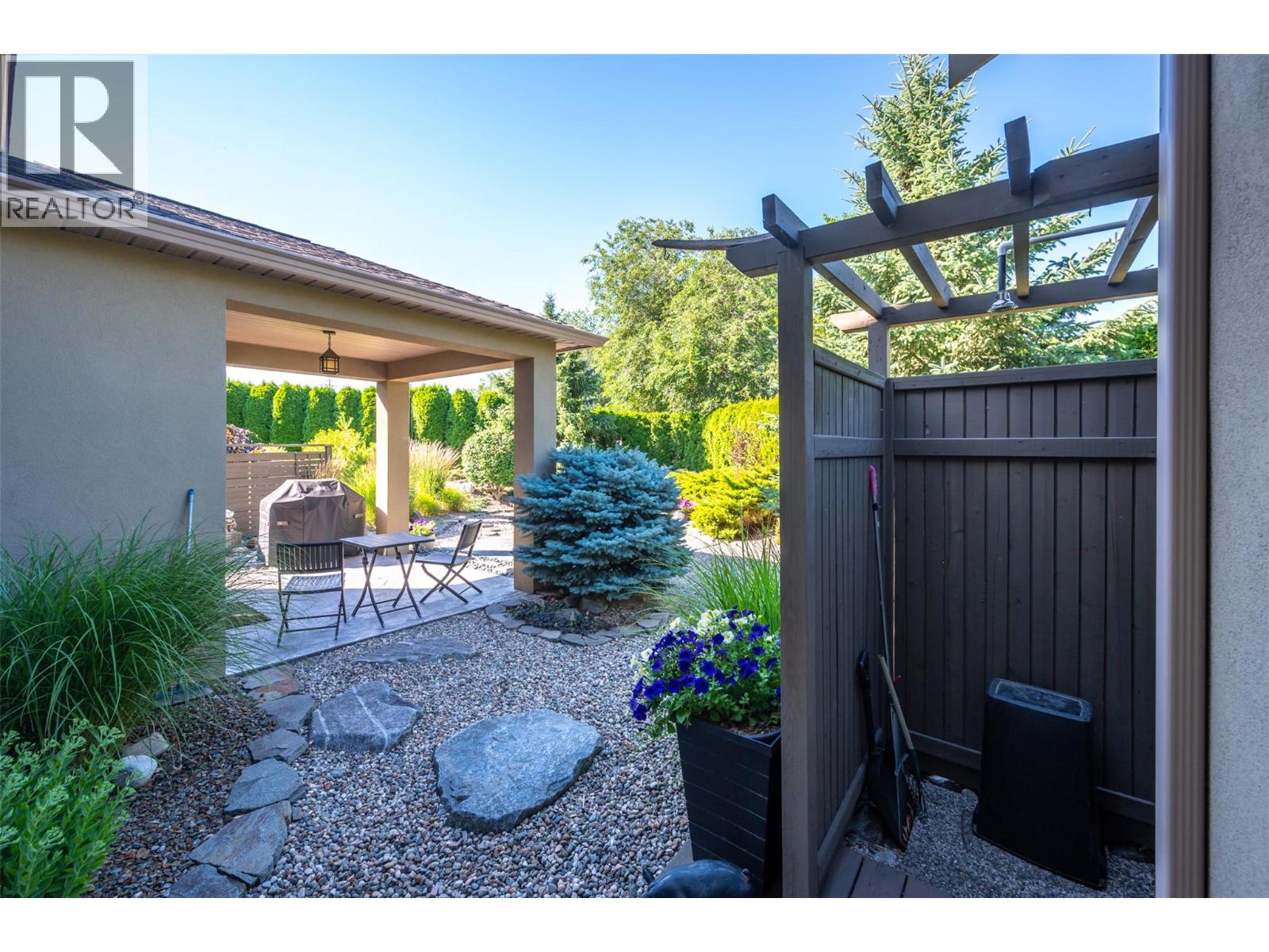 6833 Meadows Drive Unit# 26, Oliver