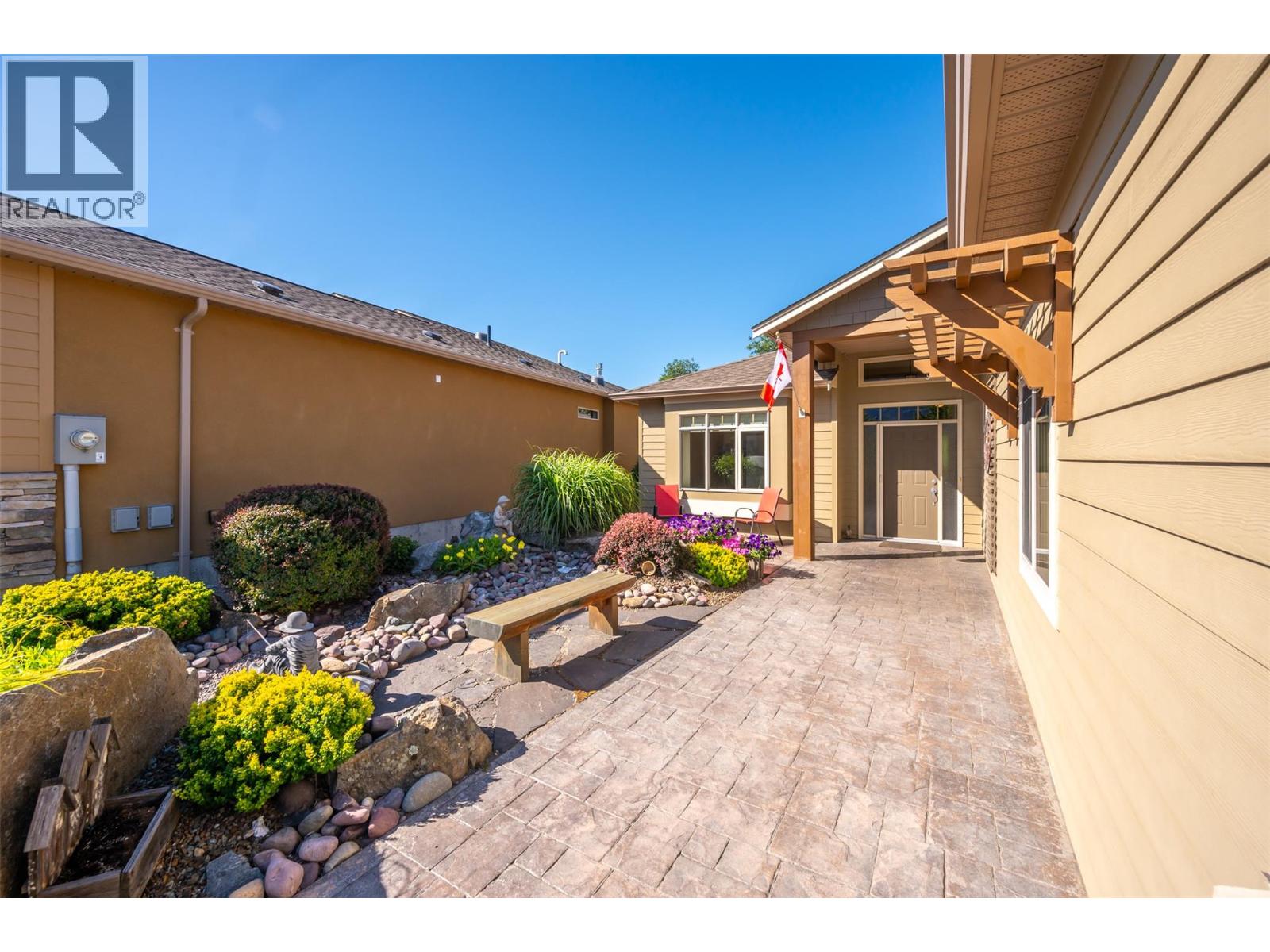 6833 Meadows Drive Unit# 26, Oliver