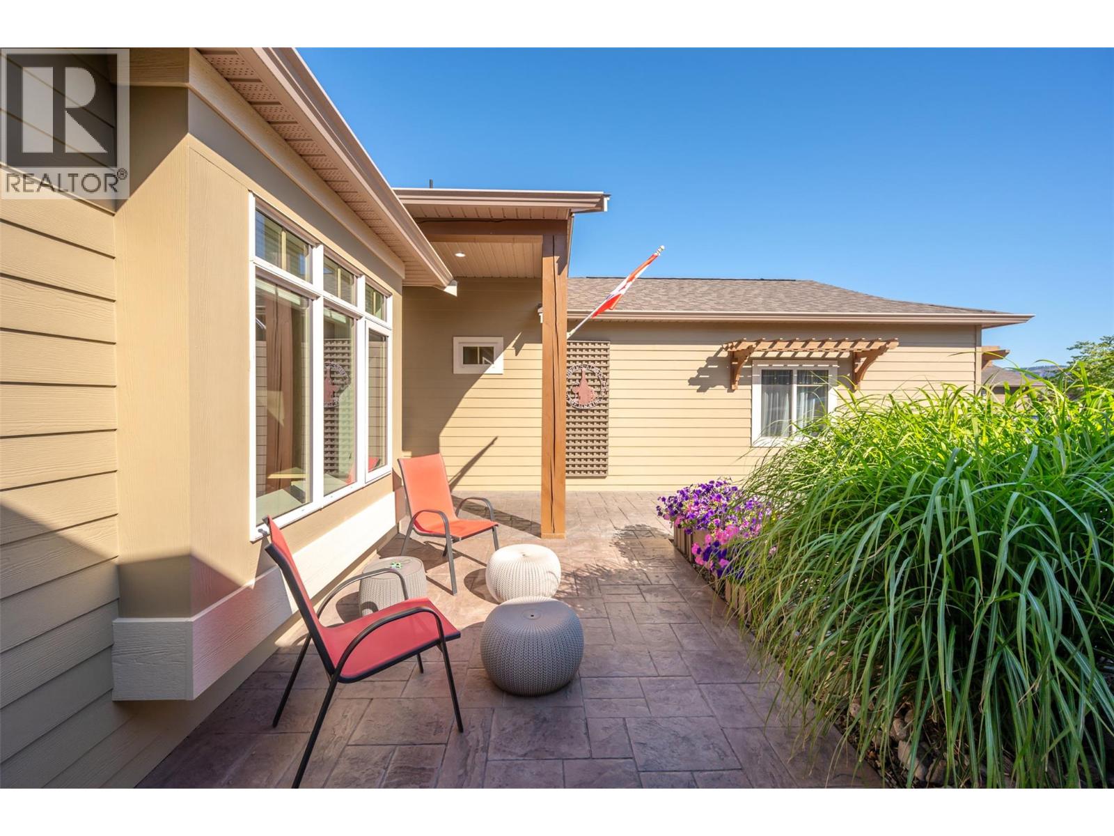 6833 Meadows Drive Unit# 26, Oliver