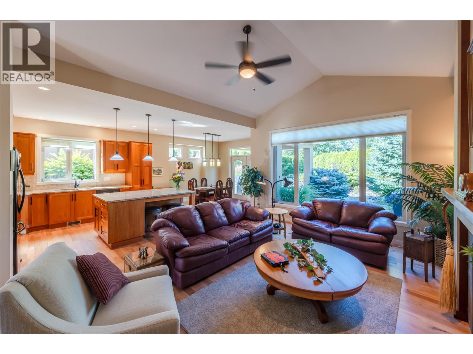 6833 Meadows Drive Unit# 26, Oliver