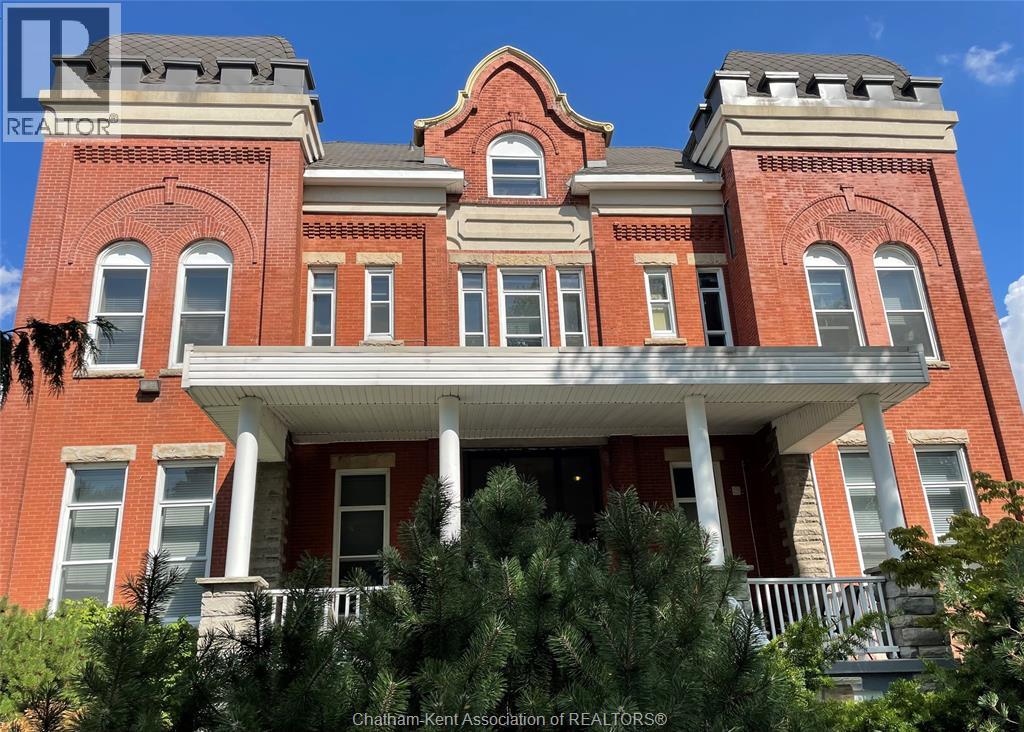 317 Queen STREET Unit# 302