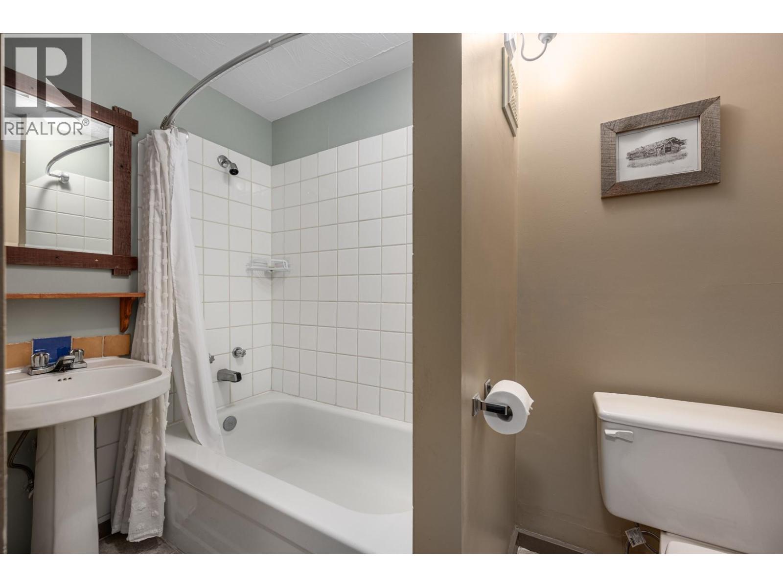  3649 MERRITT-SPENCES BRIDGE Highway, Merritt