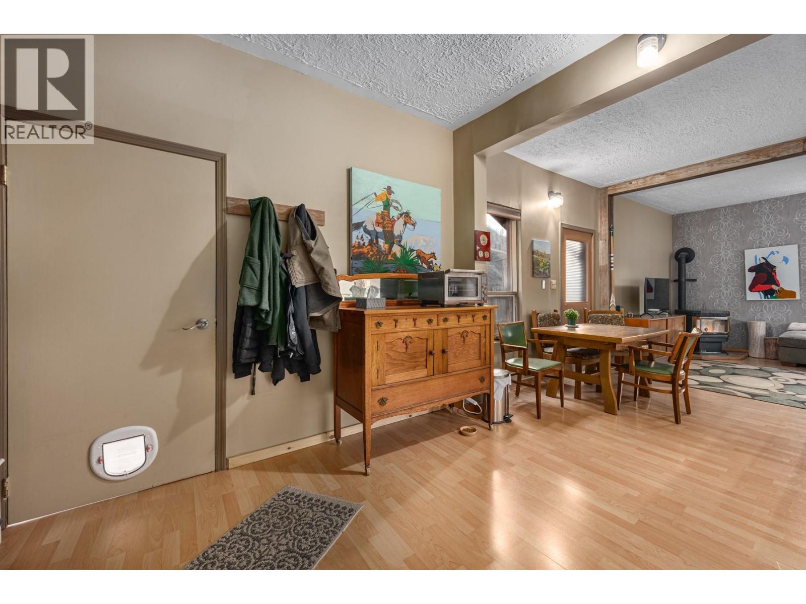  3649 MERRITT-SPENCES BRIDGE Highway, Merritt