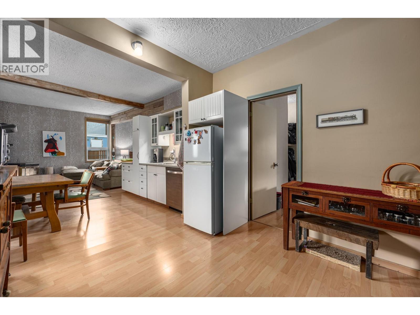  3649 MERRITT-SPENCES BRIDGE Highway, Merritt