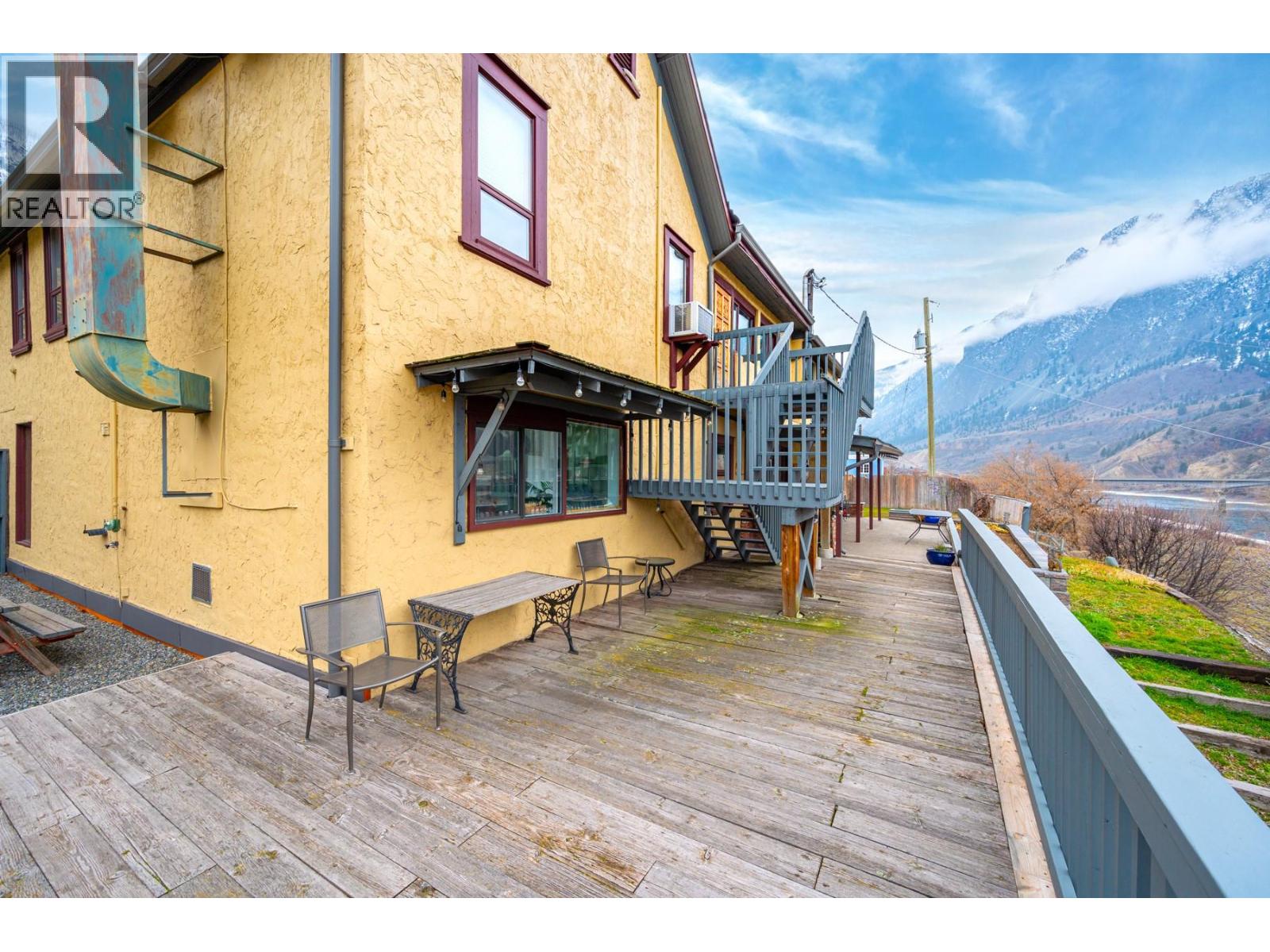  3649 MERRITT-SPENCES BRIDGE Highway, Merritt