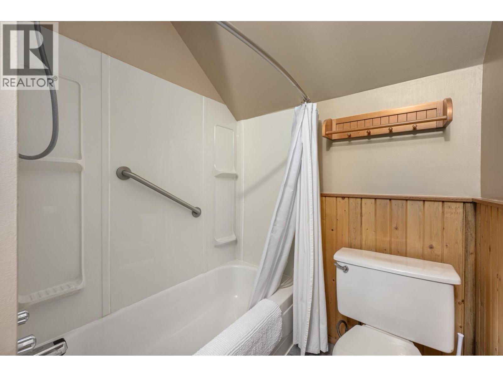  3649 MERRITT-SPENCES BRIDGE Highway, Merritt