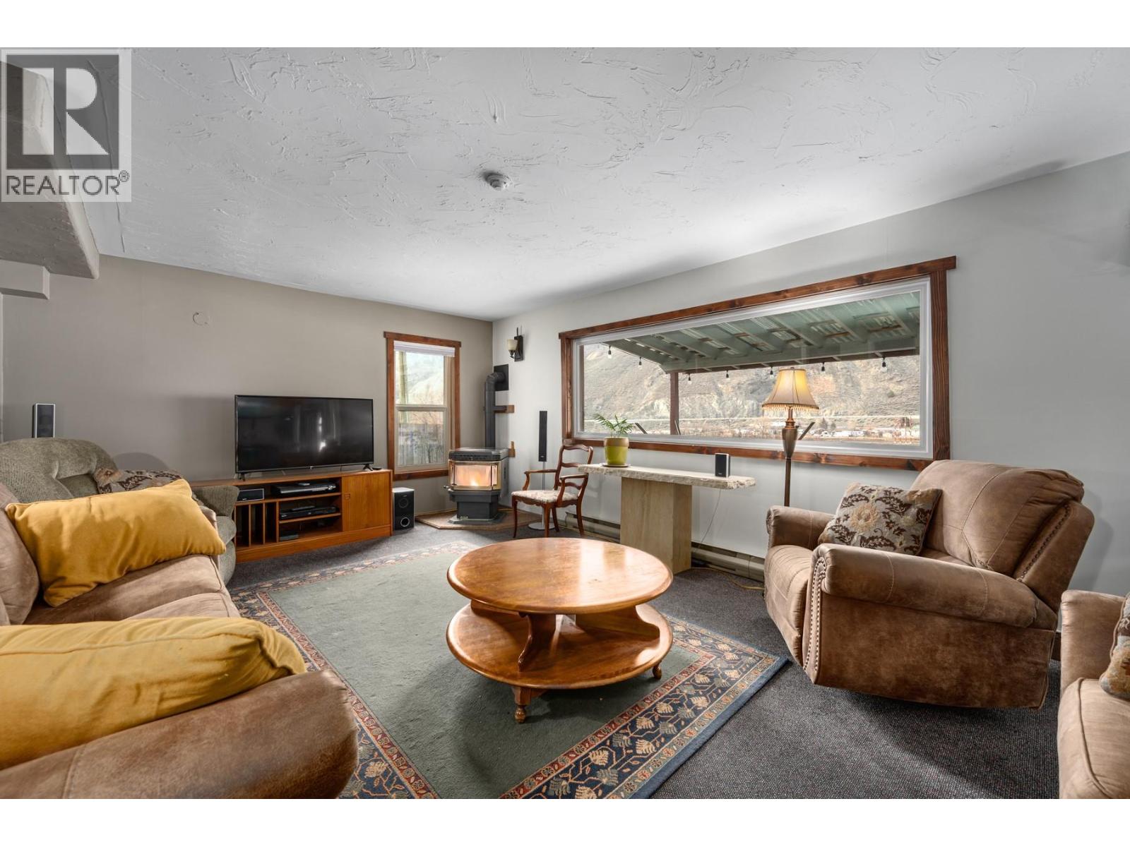  3649 MERRITT-SPENCES BRIDGE Highway, Merritt