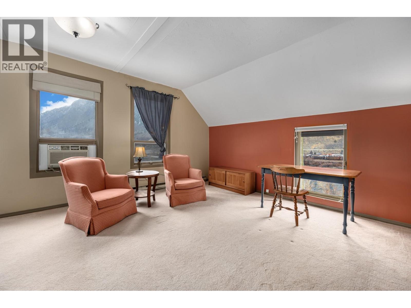  3649 MERRITT-SPENCES BRIDGE Highway, Merritt