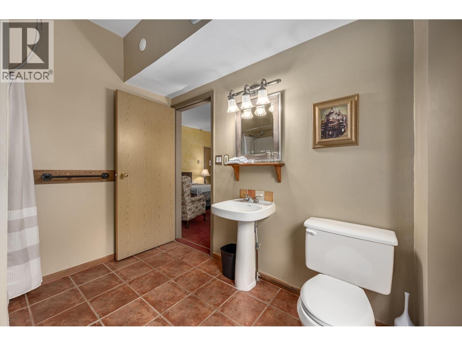  3649 MERRITT-SPENCES BRIDGE Highway, Merritt