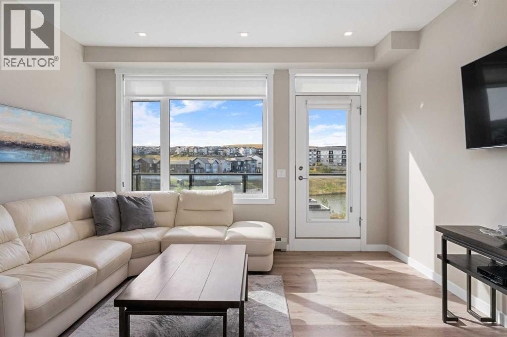 Single Family House for Sale in   Sherwood Square NW Sherwood Calgary 