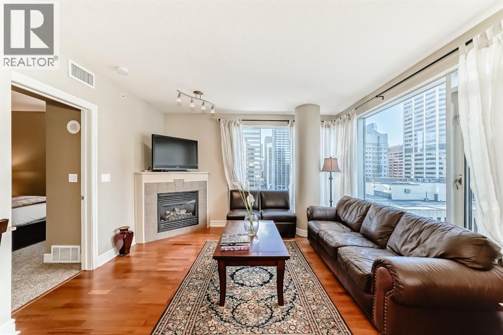 Single Family House for Sale in    Avenue SW Downtown Commercial Core Calgary 