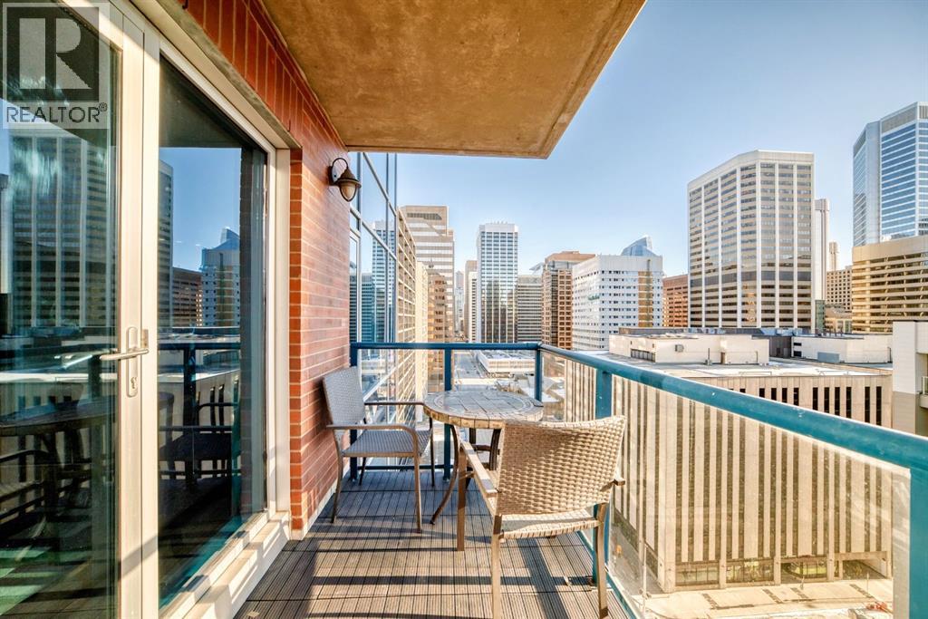 Single Family House for Sale in    Avenue SW Downtown Commercial Core Calgary 