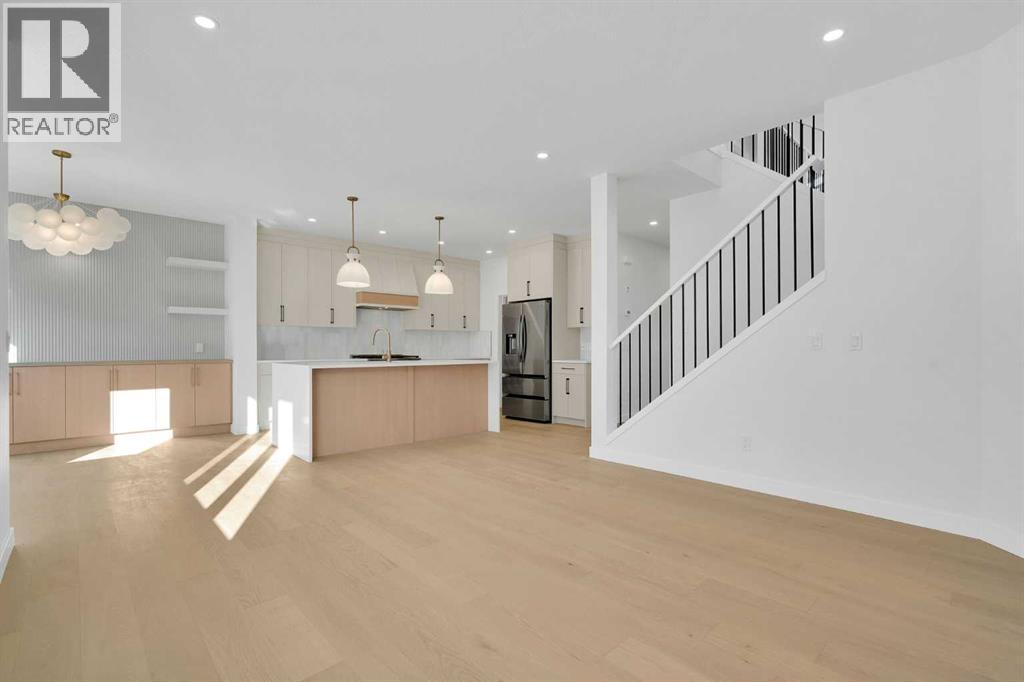 566 Rivercrest View, Cochrane