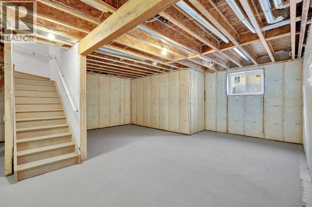 566 Rivercrest View, Cochrane