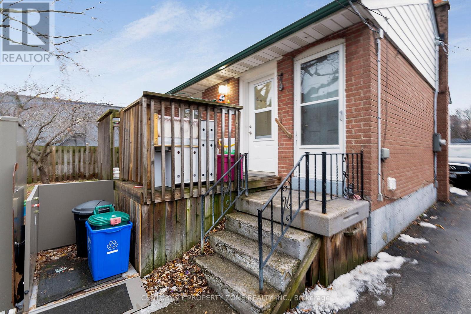 64 FLORENCE DRIVE - 27