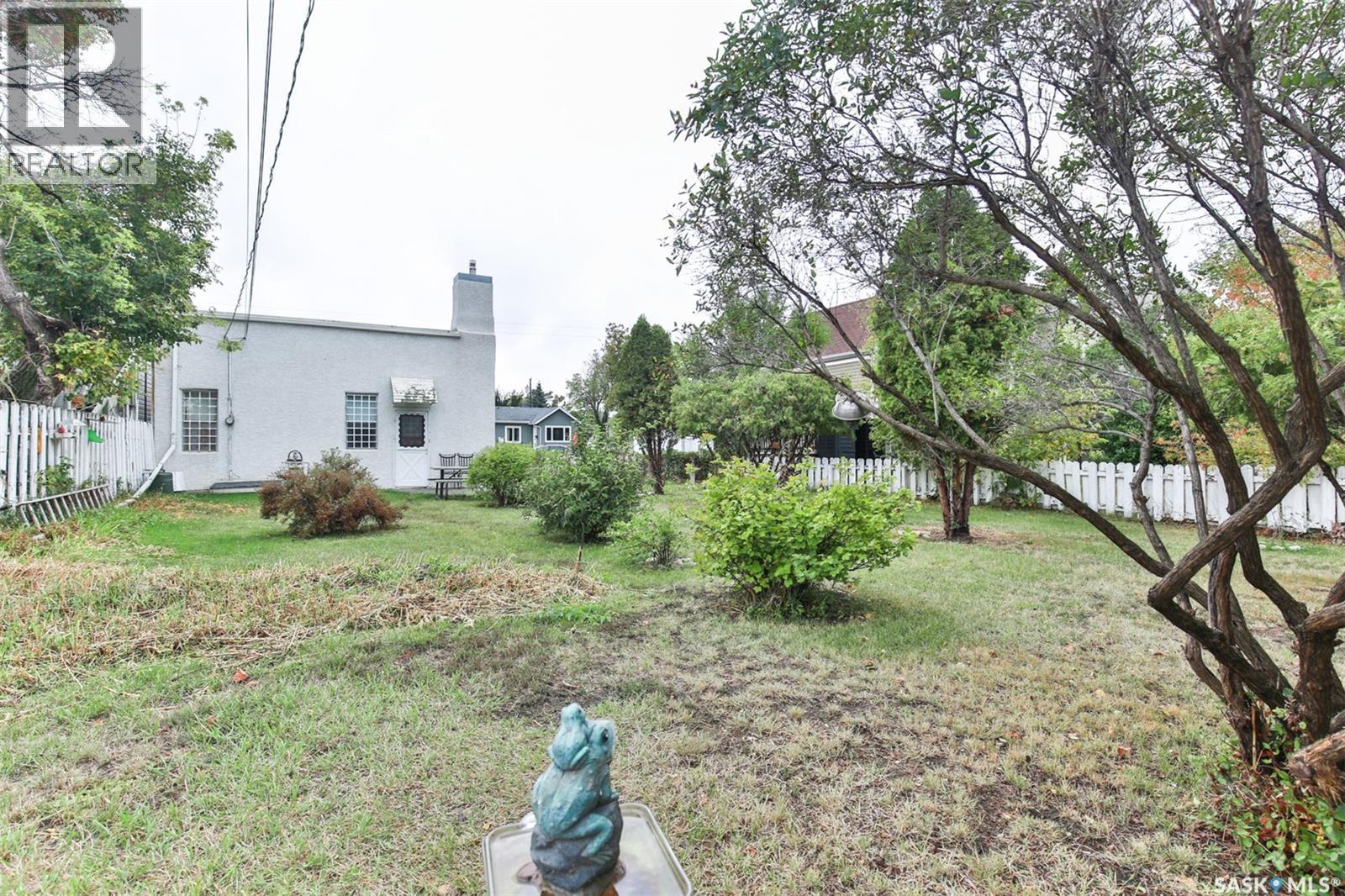 338 Lillooet STREET W - photo 5