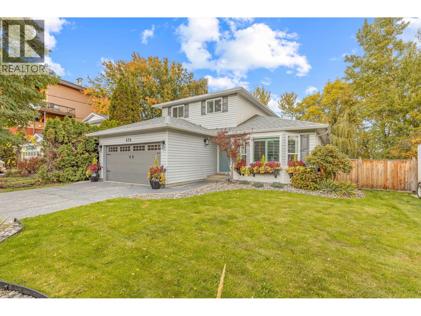  674 Cook Road, Kelowna