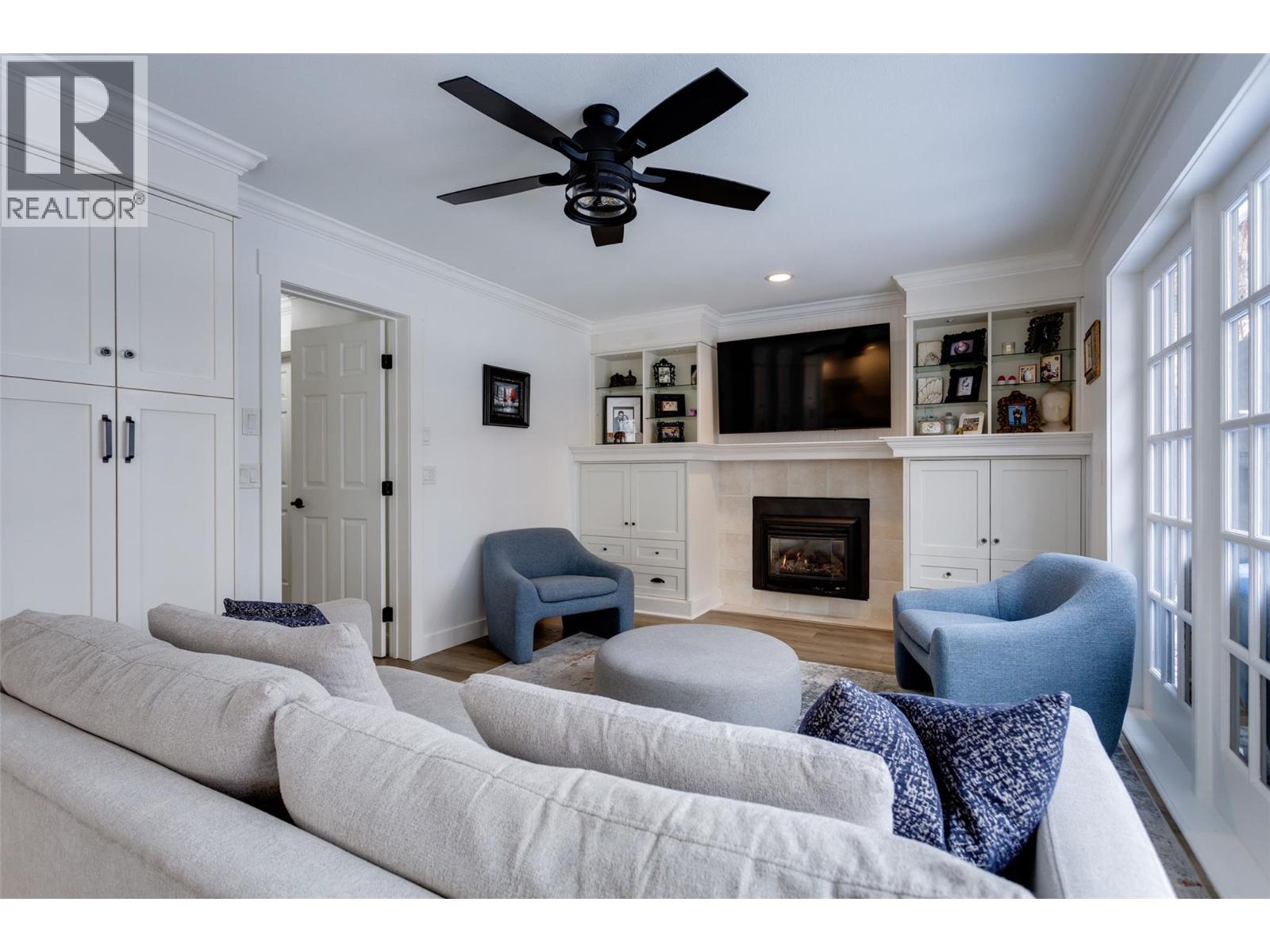  674 Cook Road, Kelowna