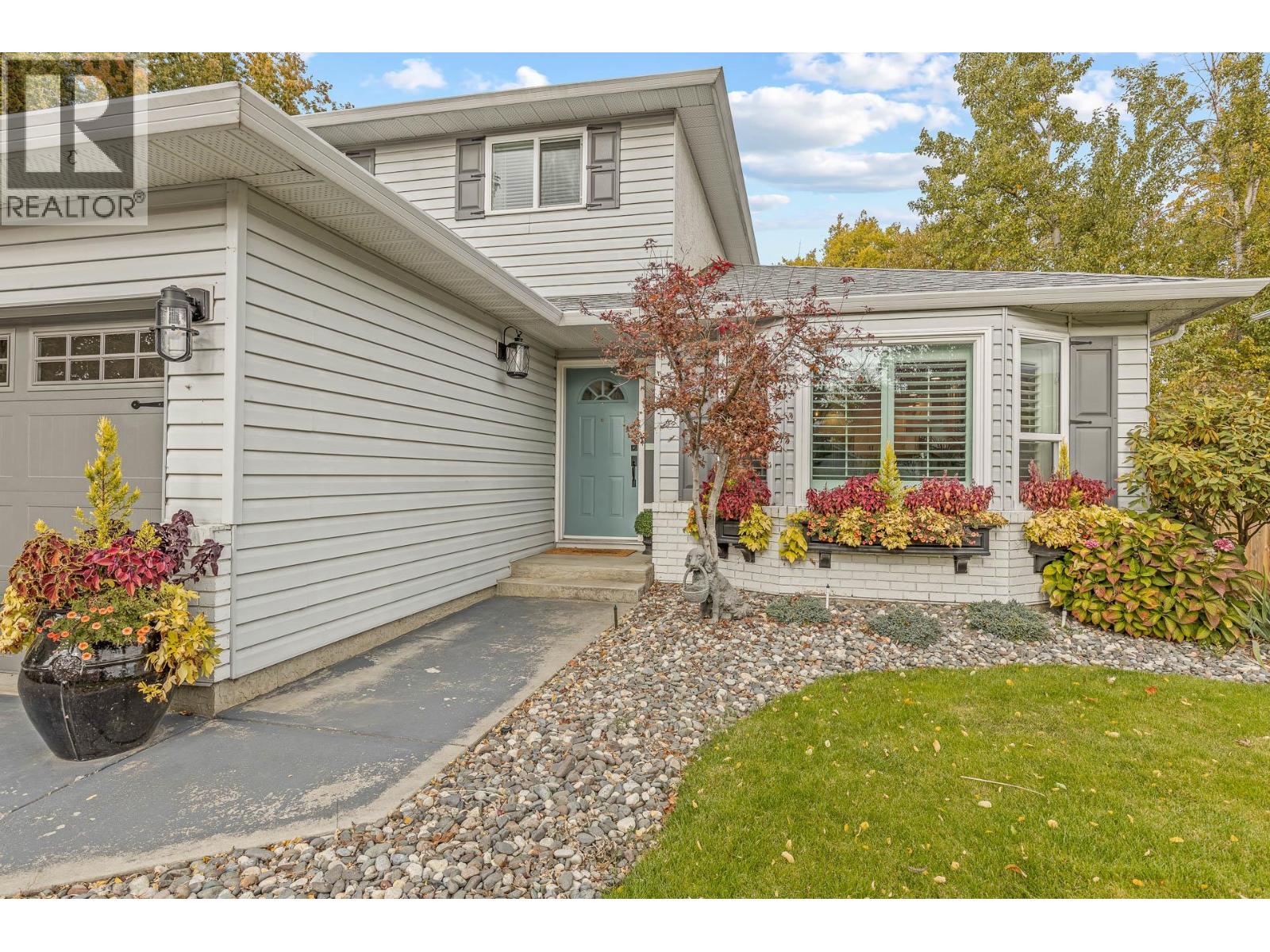  674 Cook Road, Kelowna