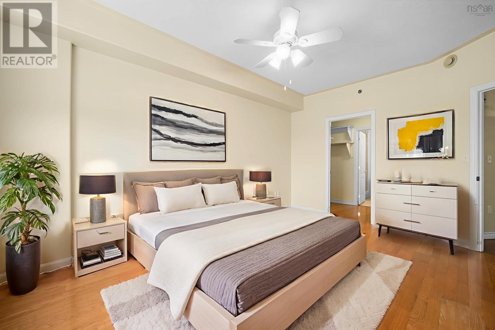 Property 22 of 27 of 402 114 Regency Park Drive