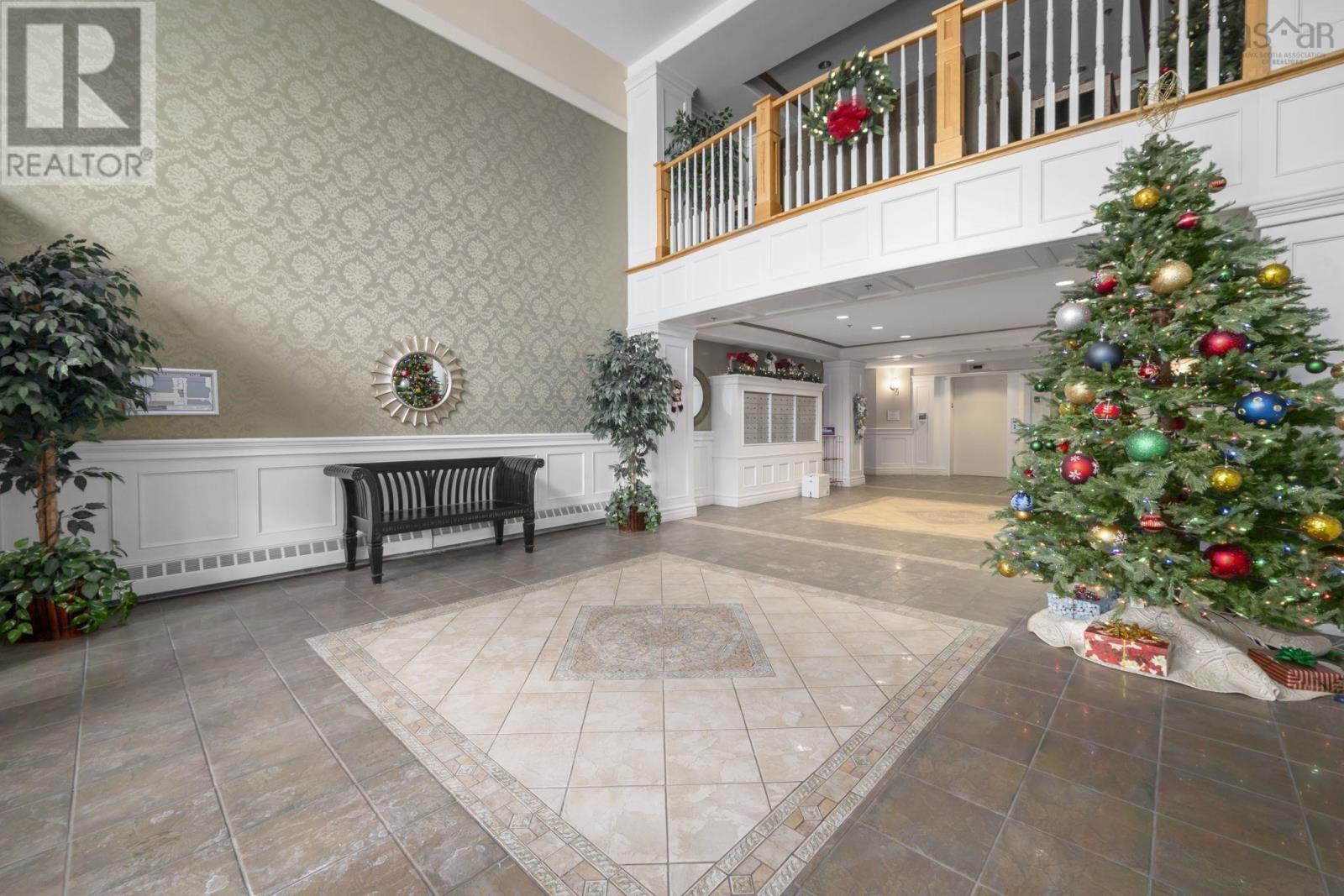 Property 25 of 27 of 402 114 Regency Park Drive