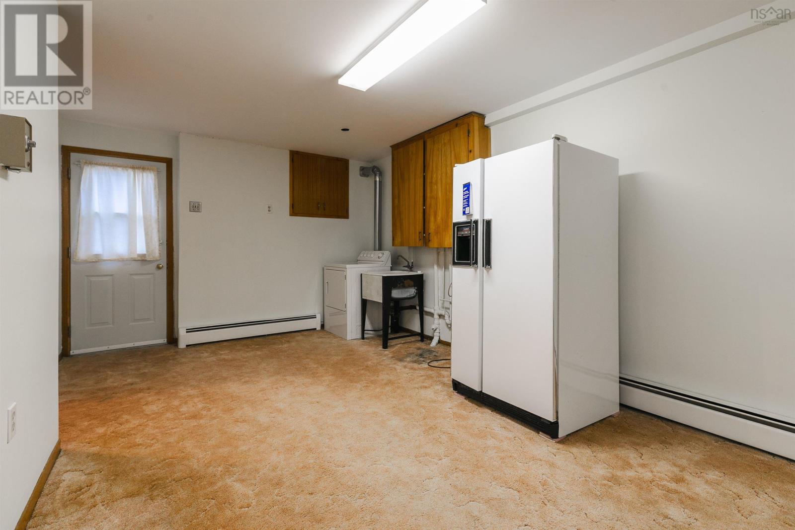 Property 30 of 46 of 131 Brook Street