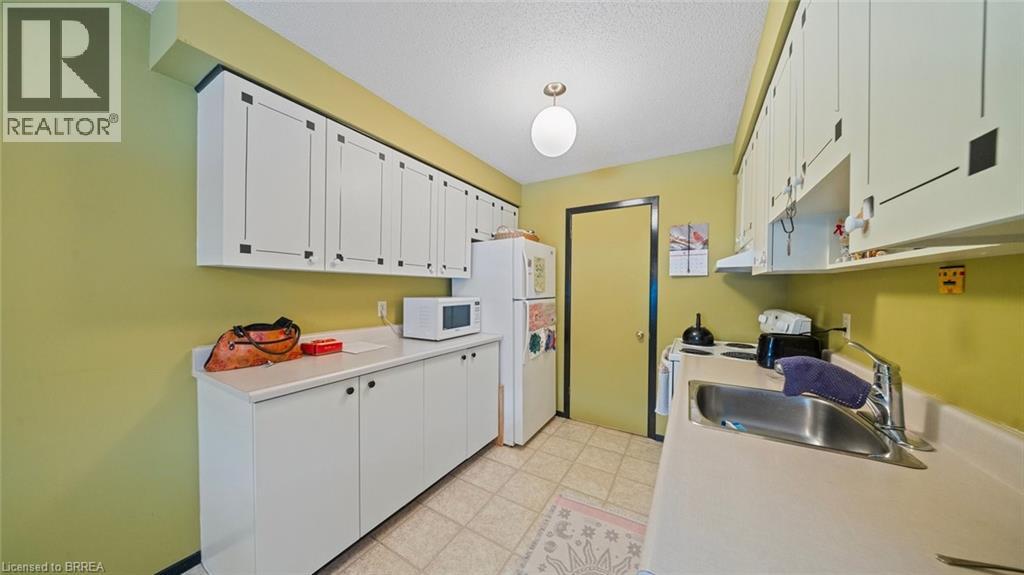58 WILLOW Street - 30