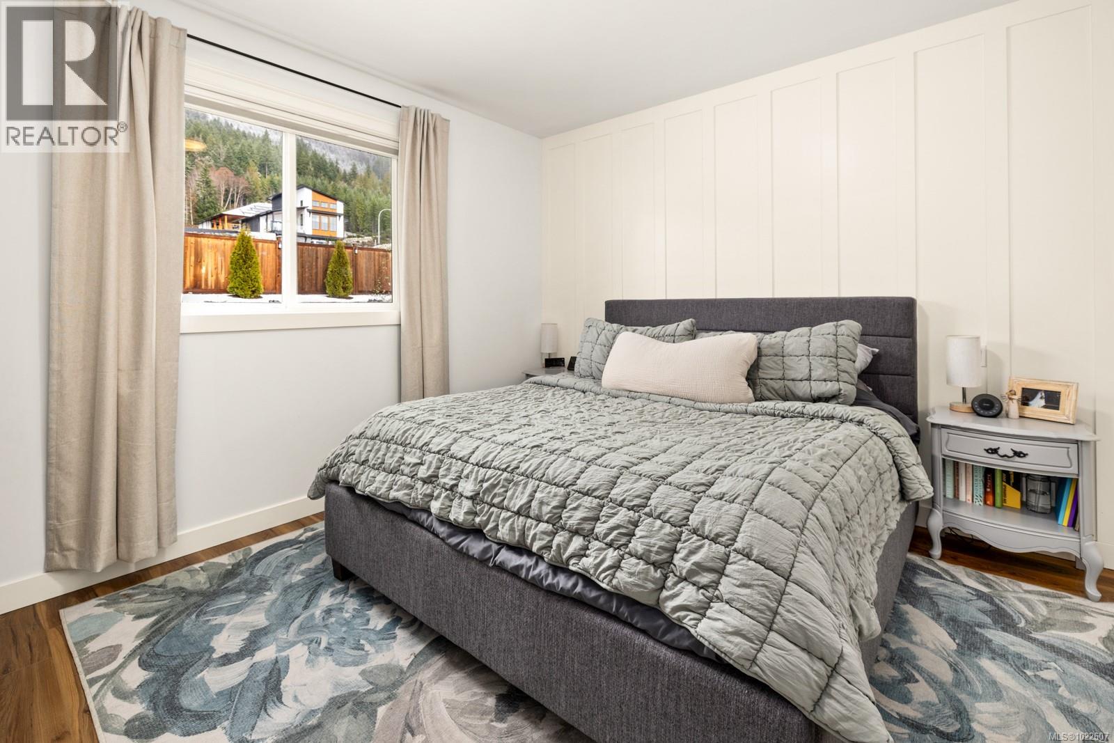 539 Greenwell Dr, Lake Cowichan