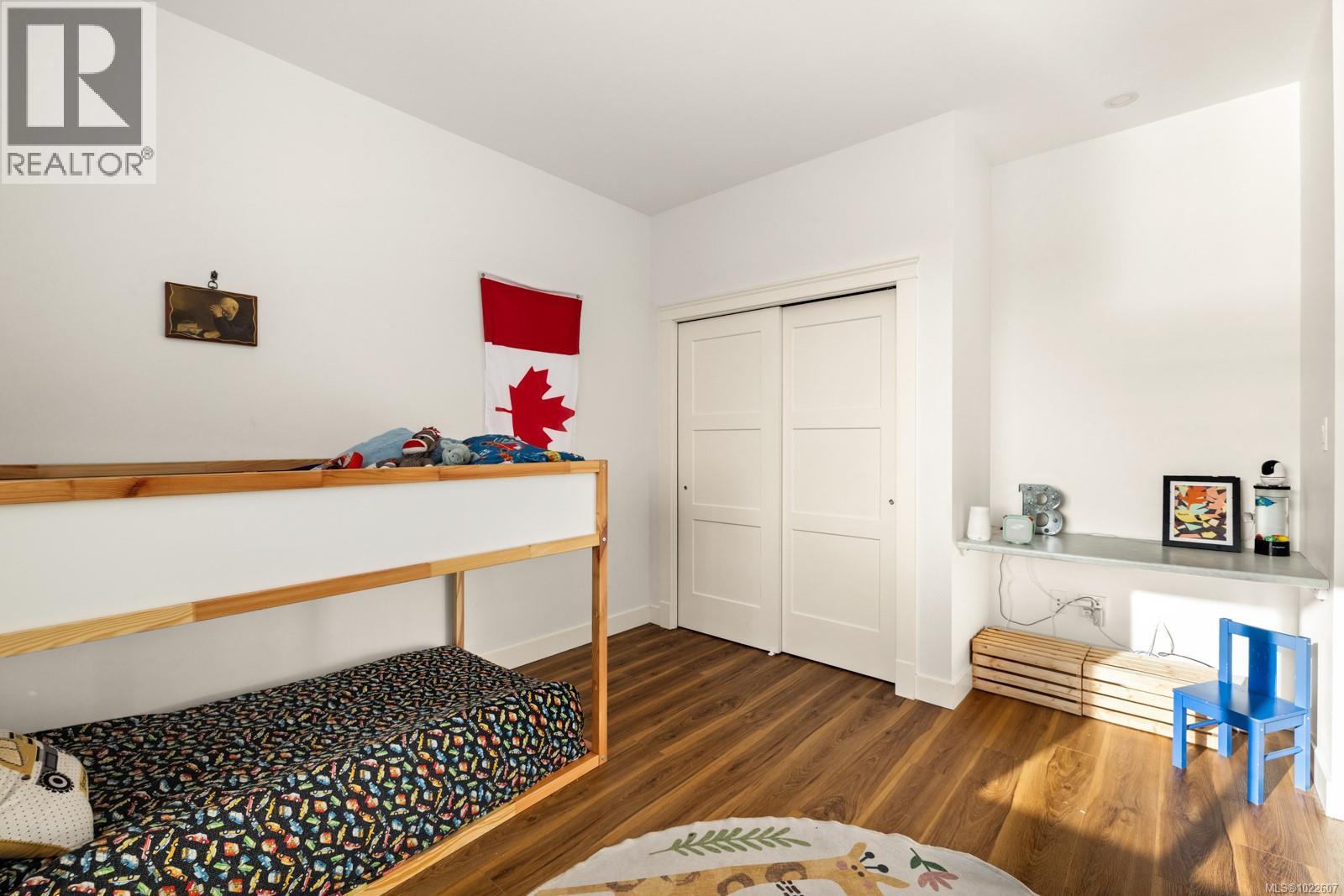 539 Greenwell Dr, Lake Cowichan