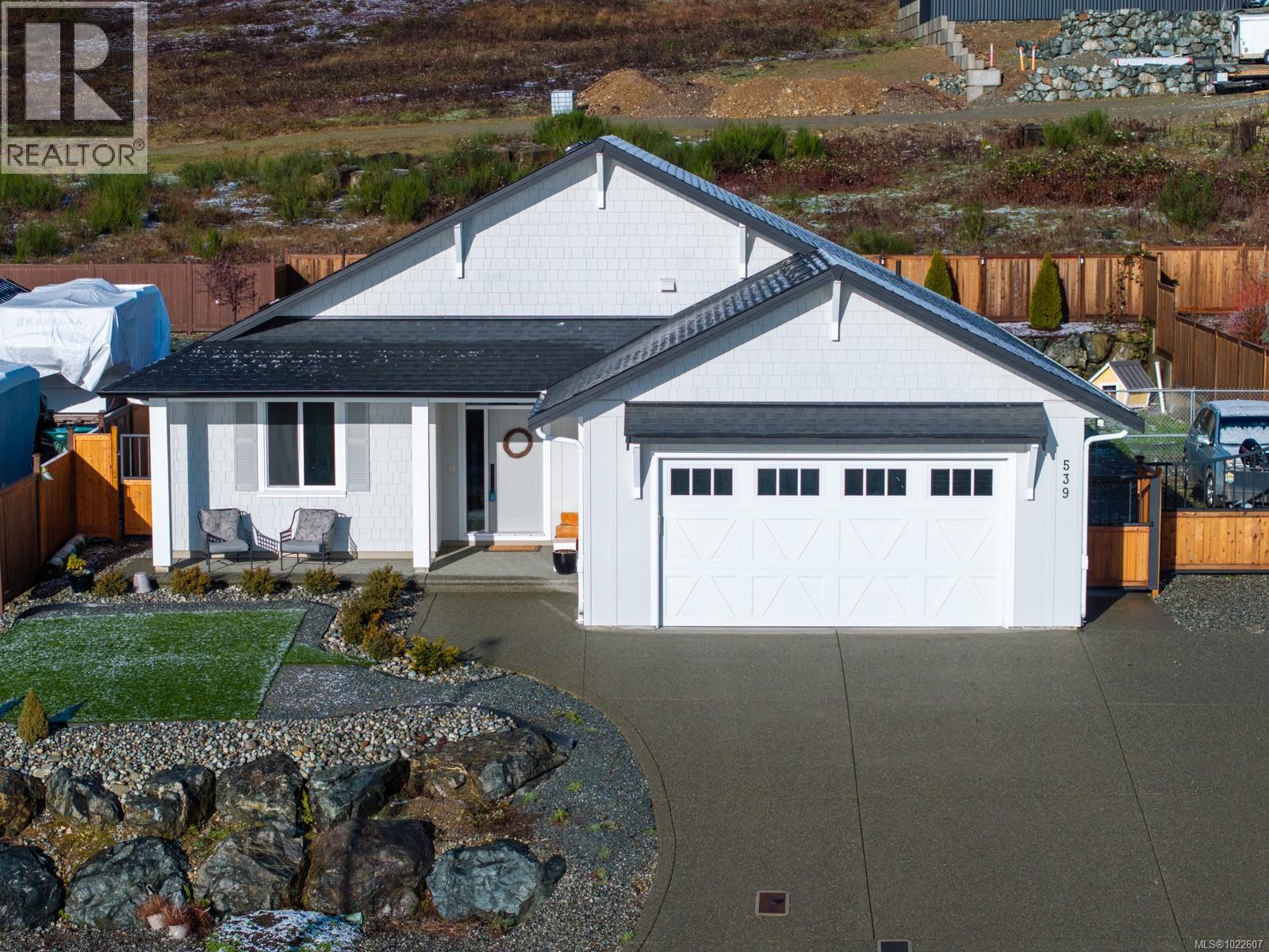 539 Greenwell Dr, Lake Cowichan