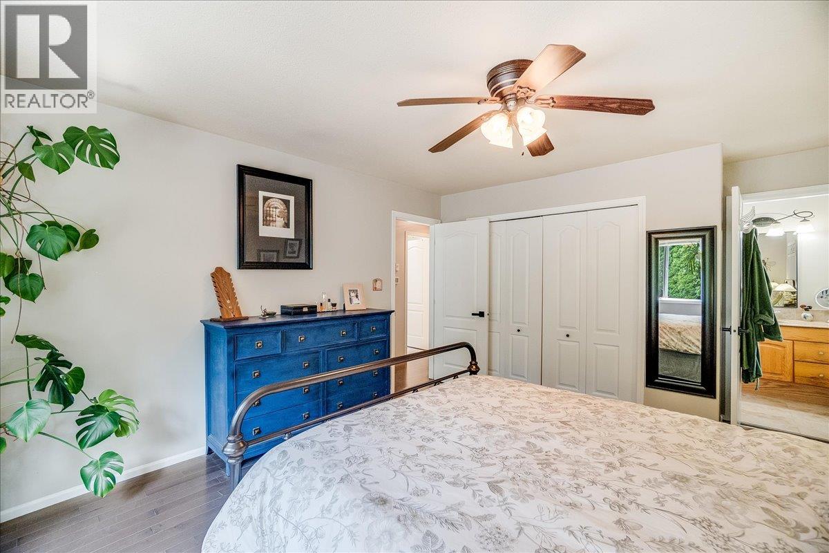 1040 Regan Crescent, Trail