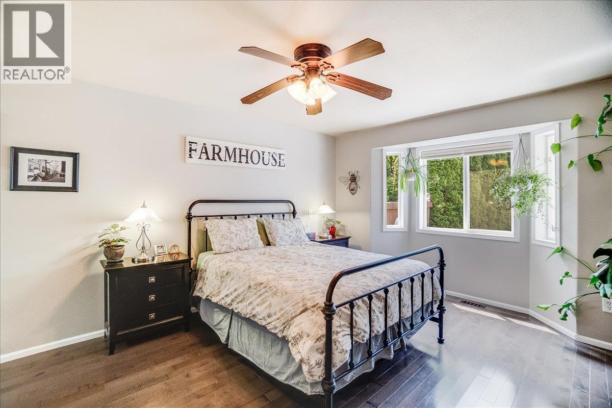 1040 Regan Crescent, Trail