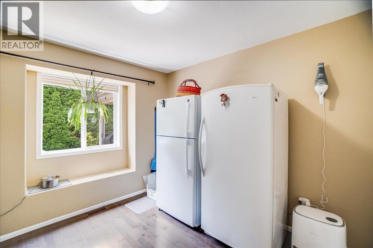 1040 Regan Crescent, Trail