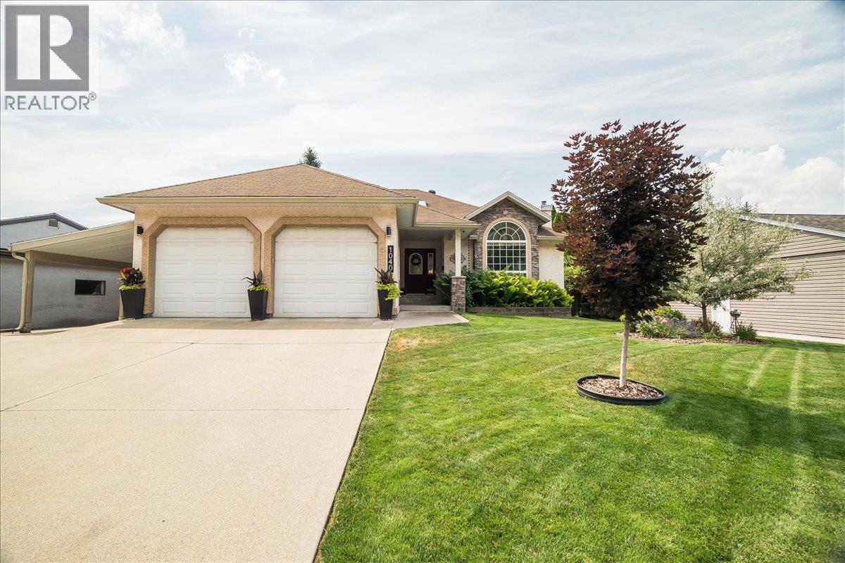 1040 Regan Crescent, Trail