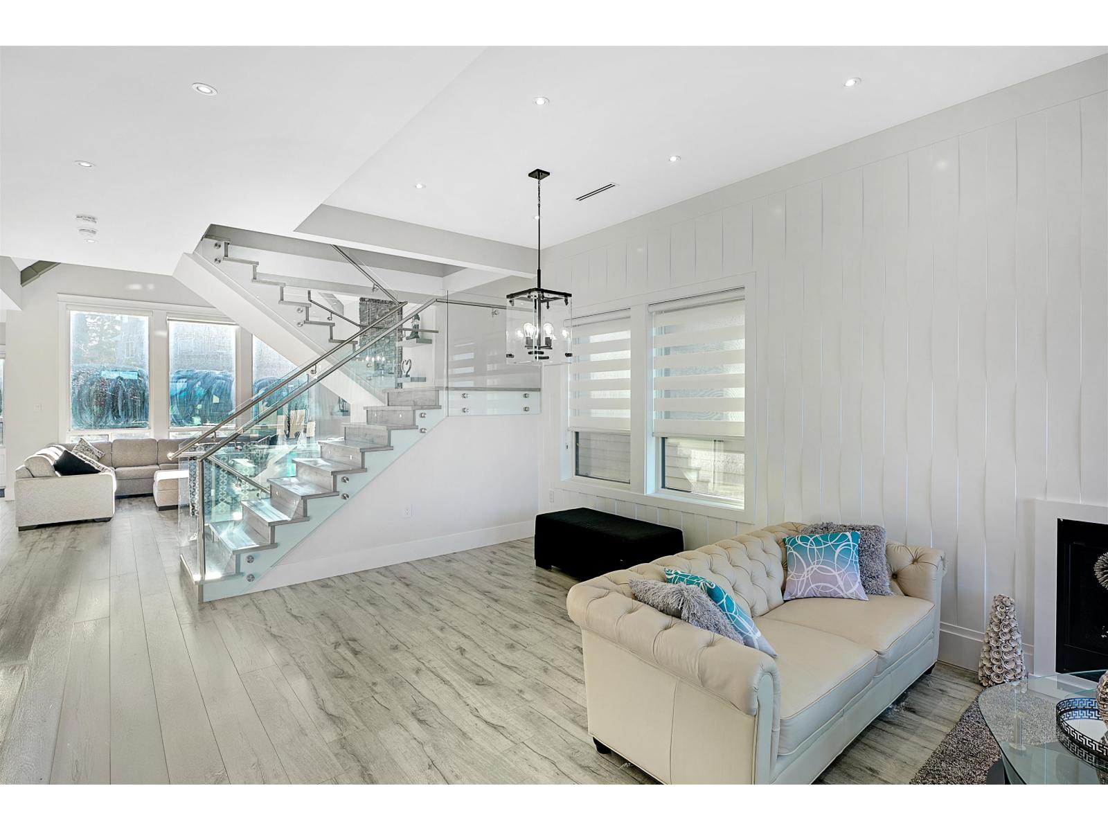 14932 35A AVENUE, Surrey