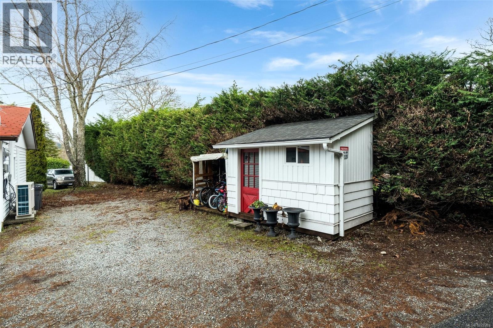  3990 Bow Road, Saanich