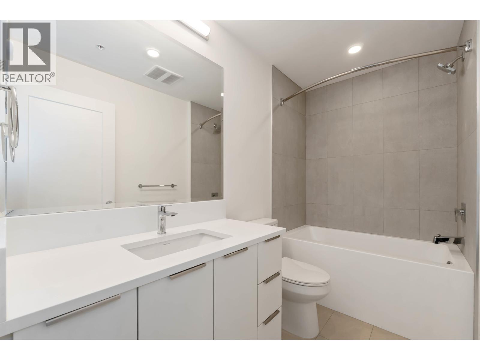 415 22633 SELKIRK AVENUE, Maple Ridge