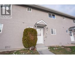 111 970 Oakville Street, Penticton