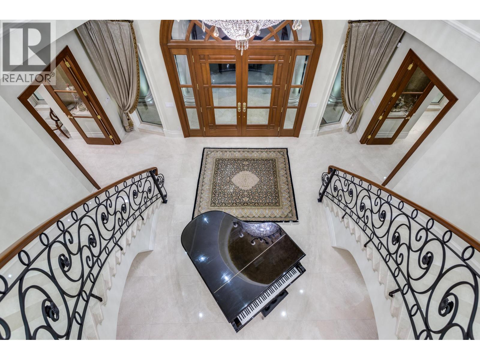 1175 EYREMOUNT DRIVE, West Vancouver