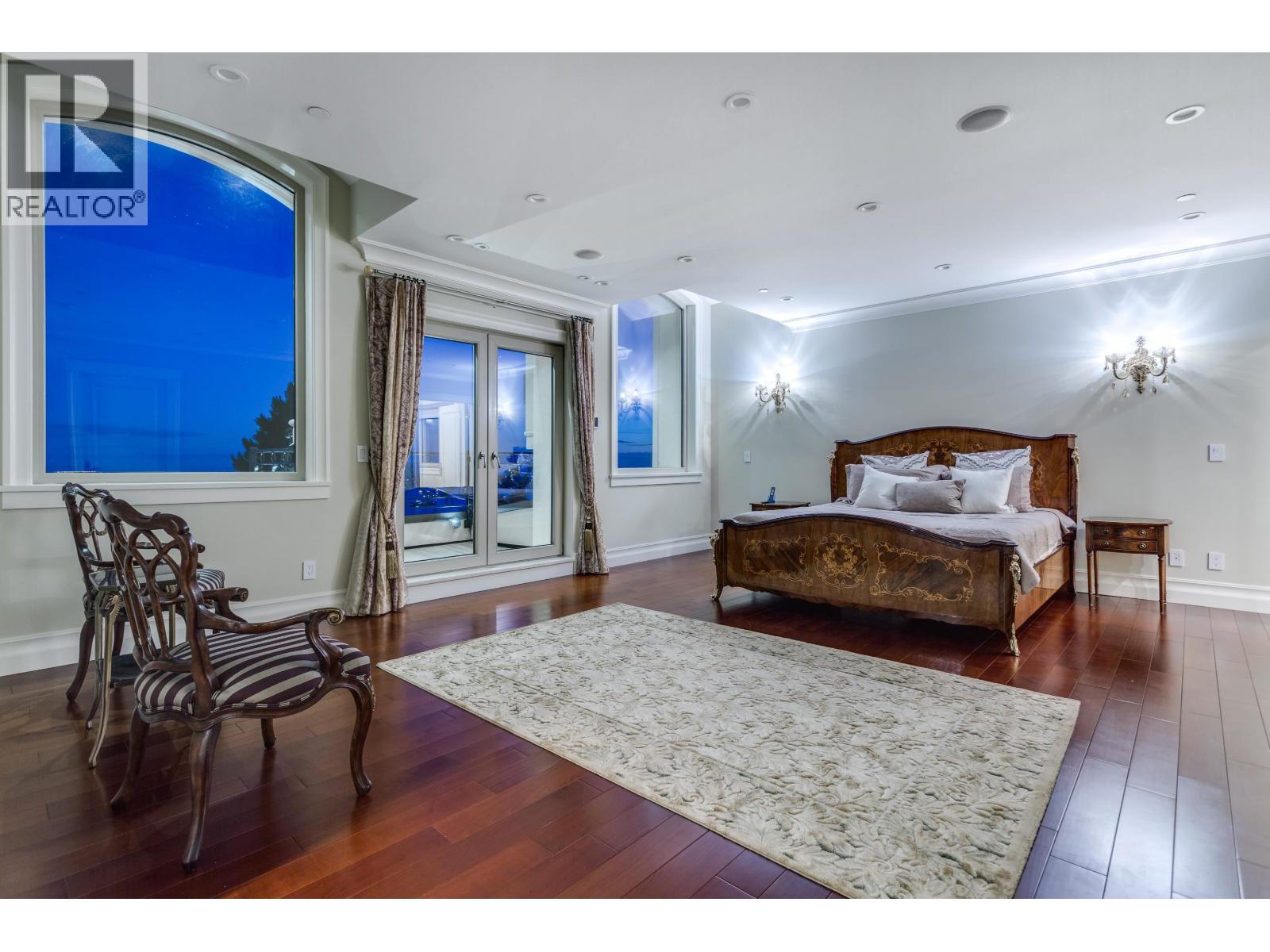 1175 EYREMOUNT DRIVE, West Vancouver